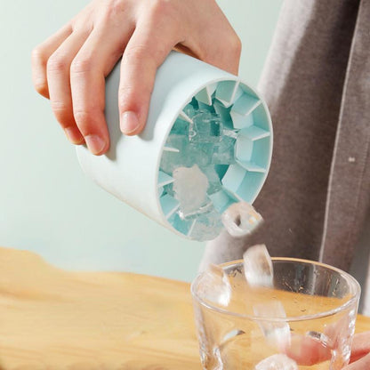 Silicone ice cube mold - DIY homemade ice maker for summer in the refrigerator